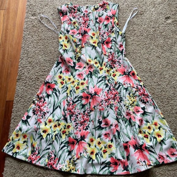 TOMMY Hilfiger dress size 12 - Picture 4 of 10